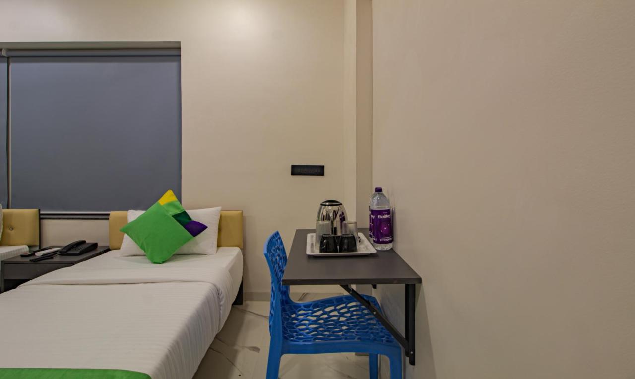 Treebo Atithi Comforts Inn Pune Extérieur photo