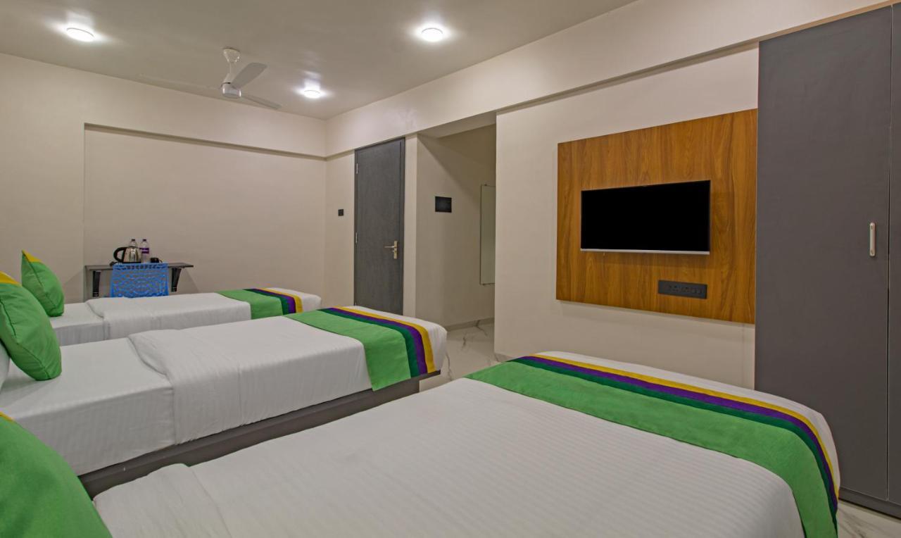 Treebo Atithi Comforts Inn Pune Extérieur photo